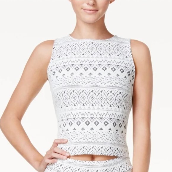Kensie Ivory & Black Textured Tribal Crop Top, L NWT - Picture 1 of 7